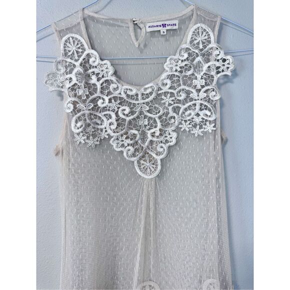 Altar’d‎ State Sheer Cream Lace Mini Dress Size Small - Picture 2 of 14